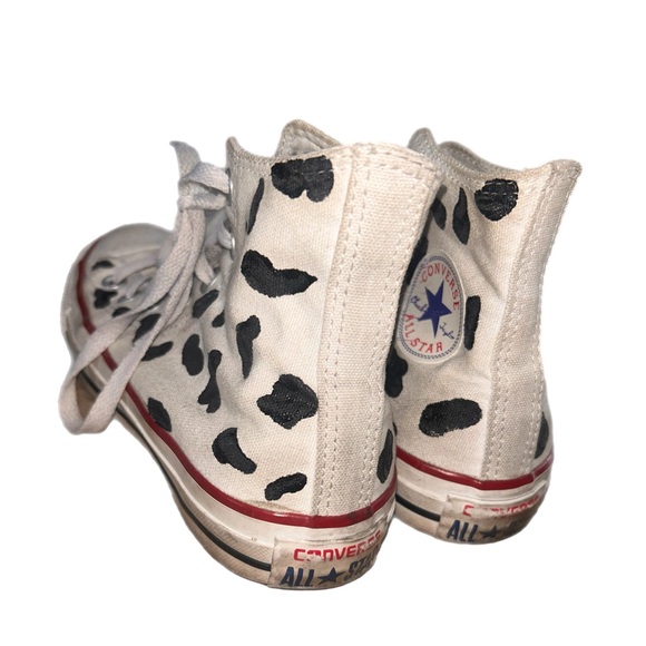 Cow Print Converse🖤 - Picture 4 of 5